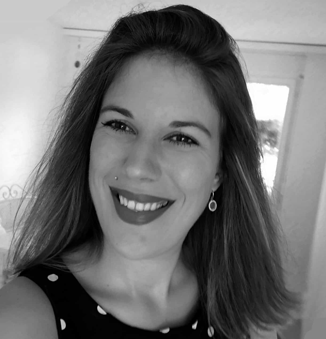 Hochwertige Styling- und Make-up-Services für Frauen und Männer bei SEINSEIN in der Schweiz.